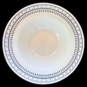 Royal Doulton “Fontana” Rimmed Soup Bowls (5)